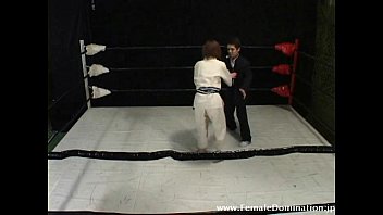 Preview 3 of Elinde Bosalt - Mistress beats up gagged slave in wrestling match inside the ring