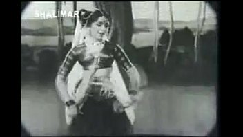 Preview 4 of Lesbo Mom Fucking Hot - L Vijayalakshmi-Dance   Music-Gundamma Kadha-2in1