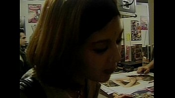 Preview 1 of Porn Cartoon Frozen - Rain - French Tease - scene 3 - extract 1