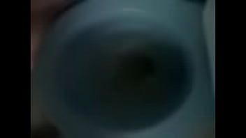 Preview 4 of Hot Sex Banyoda Aldatma - big cock taking long pee