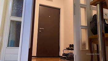 Preview 2 of Amador Tuga - I sucked the delivery guy a while my husband was not at home. Hotwife diary.
