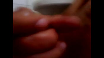 Preview 2 of Diva Lala - nice cumshot (punheta)