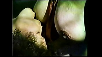 Preview 4 of Mom Hot Shon - Analista de taras deliciosas - Fauzi Mansur (1984)