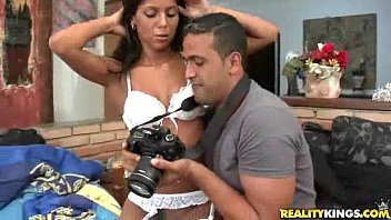 Preview 1 of Small Mom Porn - Wanna Bang
