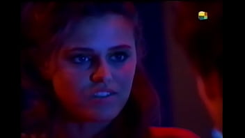 Preview 4 of Porn18years Old - Video de Fernanda Neil Garchando en doble vida
