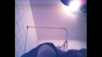 Preview 4 of Gay Travesti Sex - Dusche