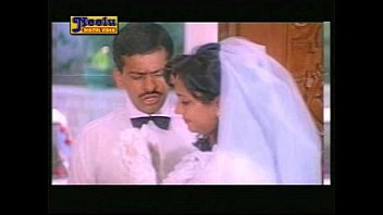 Preview 1 of Bojpori Xxlx - amakhati Yeh Pyaas Nahi Bhujhti.avi