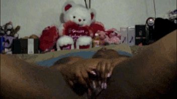 Preview 4 of Darjiand Girl - BBW shaking ass and playing with herself