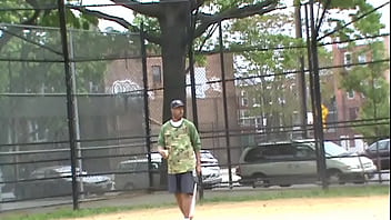 Preview 3 of India Xxl - BANKNING A.E.A FAVELAS LATIN AMERICA 002.MPG