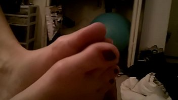 Preview 2 of Reallive Sex - sexy girlfriend gives amazing footjob