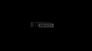 Preview 1 of Bathinda Sex Video - The husband gave his wife a gift and fucked her with a friend