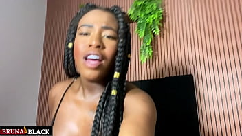 Preview 2 of Sins 896 - PUNHETA GUIADA- Gr&aacute_vidinha tarada comandando sua punheta indo leitinho e masturbando sua bucetinha carnuda inchada.