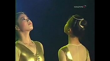 Preview 1 of Facial On Virgin - chine sexy women showing thiers bodies