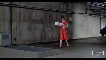 Preview 1 of Hollywood Bikini - Kelly Lebrock - Woman in Red