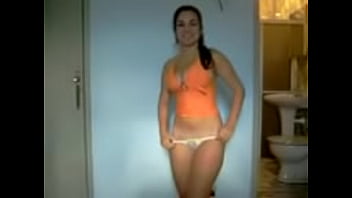 Preview 1 of In The Baseyn - Brazilian girl sexy.