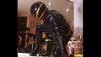 Preview 1 of Flem Tubei - Roxina2004BikerGurlInPVC250804XL.WMV