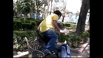 Preview 1 of 90xxxxbf - Mexican porno: Sexy Parque brought to you by georgewbush