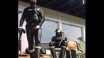 Preview 3 of Girls Boy Exofuck Pro - Roxina2007FetishRubberSluOut280404XL.WMV