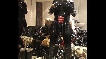 Preview 1 of Woman Butt Hump Date - Roxina2007SoNaughtyRubberDoll240207.WMV