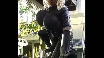 Preview 3 of P0rnhdvideo - Roxina2005FinestRubberDollOutdoor151005.WMV