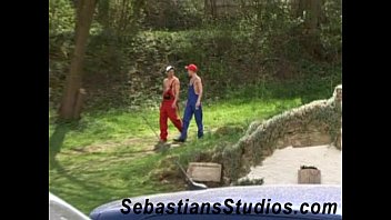 Preview 1 of Tranny Phone - On The Job Bareback
