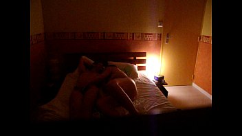 Preview 1 of Mom Son Taboo Videos - Caro aime se faire prendre!