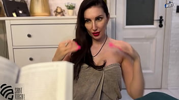 Preview 1 of Mom Daughter Dad Xxx Porn Movies - The stepmother seduced her stepson by coming to his room in only a towel