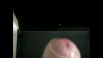Preview 1 of Only One To One - I&#039_m jerking off in a video box !