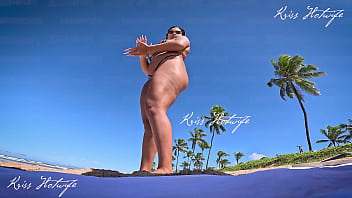 Preview 3 of Blue Film Xcx - Quem seria sua rea&ccedil_&atilde_o se me visse assim na praia bem putinha com meu micro biquini?