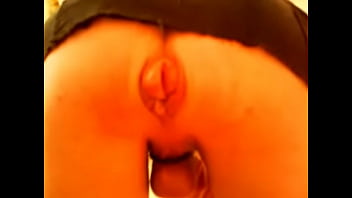 Preview 3 of Piss Jeune Fille - cd4sex tranny vacuum pumped ass