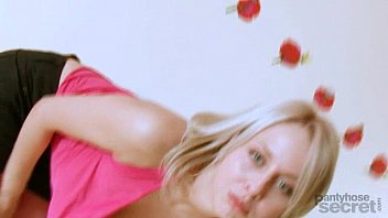 Preview 1 of Yeyyi Hamster - Mendy Dee big tits pantyhose masturbation