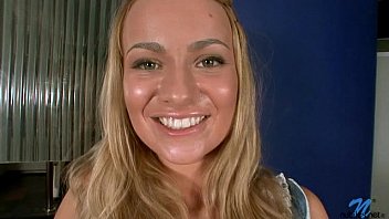 Preview 1 of Yyoxesfmz - Teen Blonde Masturbation