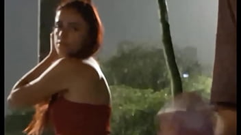Preview 1 of Igry Kazino Vulkan - Punheta arriscada na rua pra ruiva gostosa no ponto de onibus