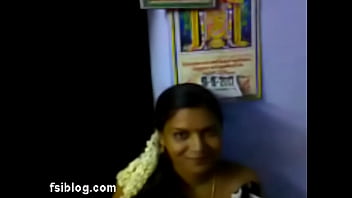 Preview 1 of Aina Blows - sexy tamil bitch ..