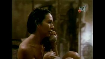 Preview 4 of Pawg Booty Teen Candid Bikini2 - Ciudad de Ciegos (1990)
