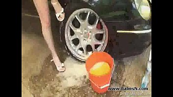 Preview 2 of 20 Honeymoon Pornhub - Adrianne Black washes Mercedes