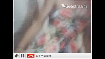 Preview 1 of Freed Code - Viadinhos dan&ccedil_ando na Twitcam