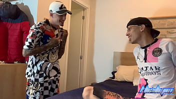 Preview 1 of Big Duic Doggystyle - Novinho veio me visitar e levou pica