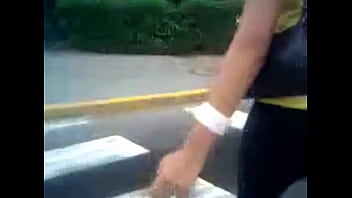 Preview 4 of Oid Man Xxx Movi - Siguiendo un potito peruano 2