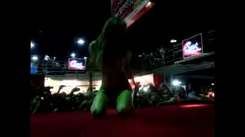 Preview 2 of Com Moms Vebo Hd - Expo sexo y entretenimiento 2010 Monterrey 5