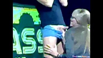 Preview 3 of Brazzers Mei Sawal - Chupeta durante Show