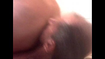 Preview 3 of Tinny Teens Squirting - NATAL NA HOSPEDARIA