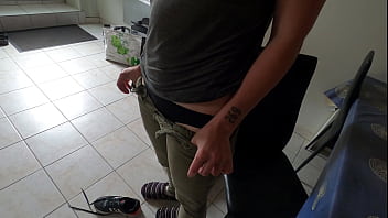 Preview 1 of Mom Vs Frein - Grosse &eacute_jac dans ma culotte