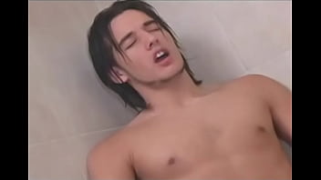 Preview 4 of Ebony Webcam Tube - Guy jacking off