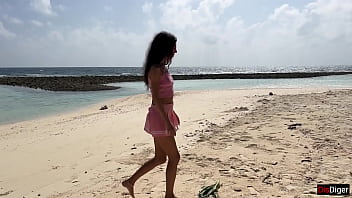 Preview 1 of Sonxnx With Mom Hd - Katty pees powerfully on the beach and I give her golden shower on her face