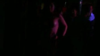 Preview 3 of Bloody Khelne Wala - Rainha Jade Na Festa 18A - 09 dez 2010