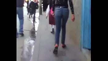 Preview 2 of Pis Whore - persiguiendo a putita
