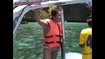 Preview 1 of Sxxse Vedo - Cat Boating In Thailand