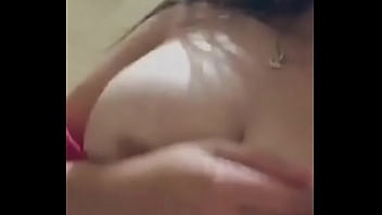 Preview 4 of Mom Morning Sex Video Xxx - Perrita muestra sus tetas
