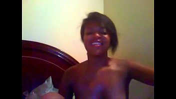 Preview 2 of French Amateur Bukakke - gabriela,  baiana,  putinha,  na webcam